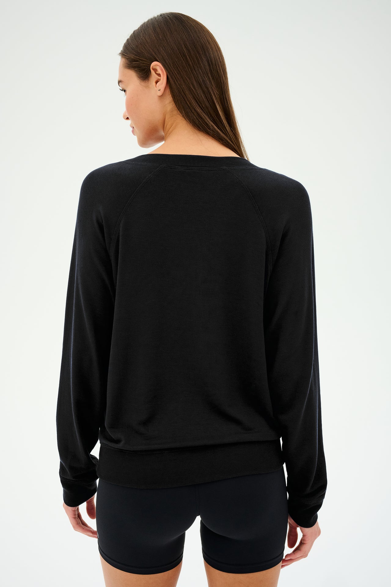 Bennie Fleece V-Neck Sweatshirt - Black