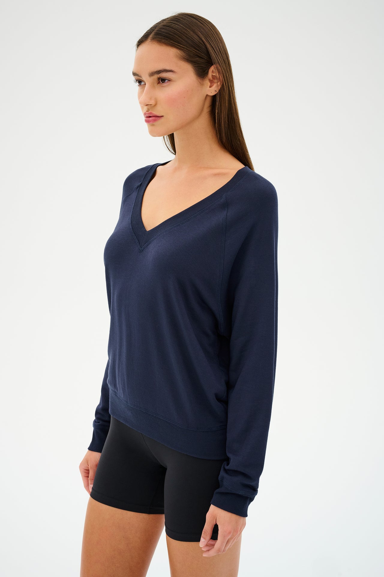 Bennie Fleece V-Neck Sweatshirt - Indigo